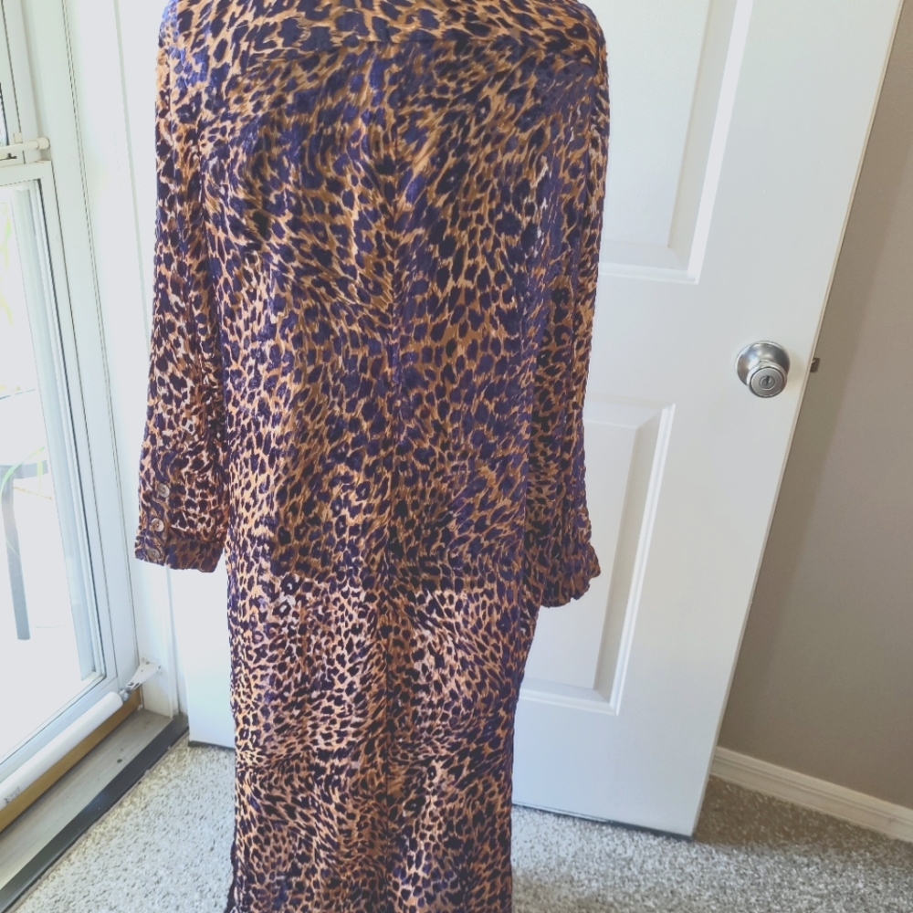 Womens robe